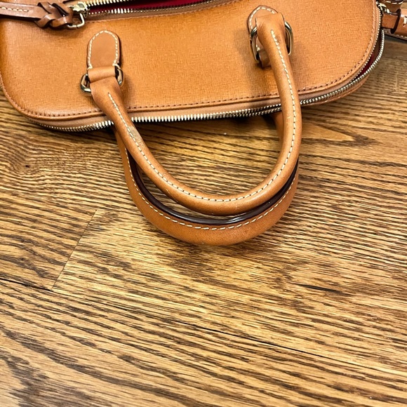 Dooney & Bourke Pebble Grain Zip Zip Satchel in caramel with crossbody - Picture 10 of 16